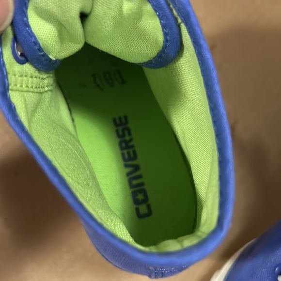 CONVERSE All Star Wedge Lilac Sneakers. Size 6. 1.5" Heel - Picture 11 of 12